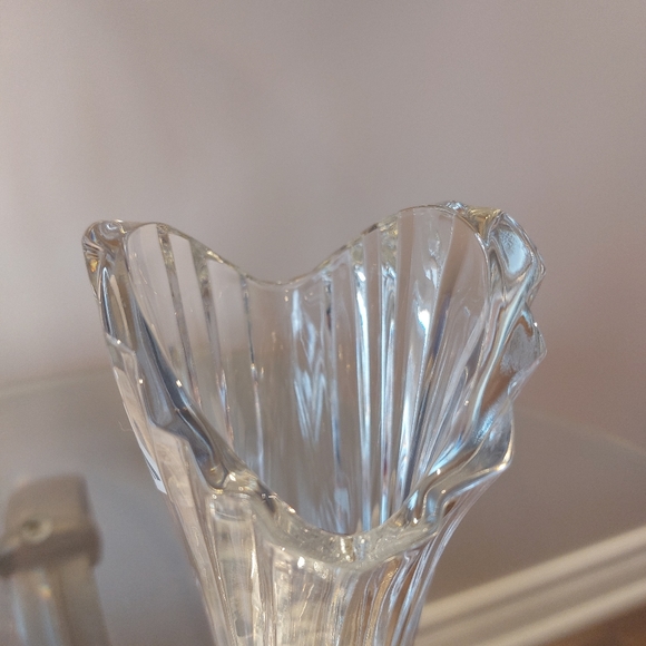 Vintage Mikasa Crystal vase - Picture 9 of 14
